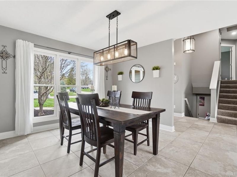 30 Lakeside Drive, Springboro, OH 45066 Photo 2