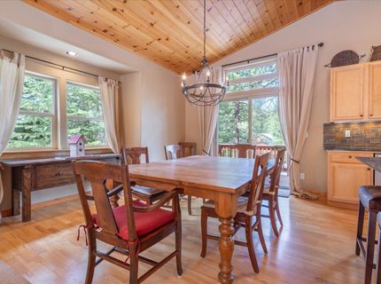 11975 Brookstone Drive, Truckee, CA 96161 Photo