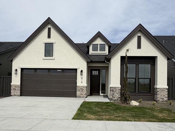 918 E Escalation St, Meridian, ID 83642