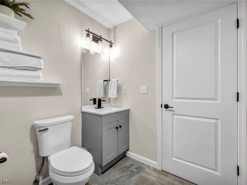 7366 Hillshire Drive, Concord Township, OH 44077 Photo 29