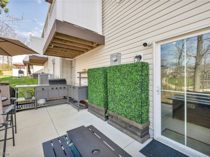 7366 Hillshire Drive, Concord Township, OH 44077 Photo 3