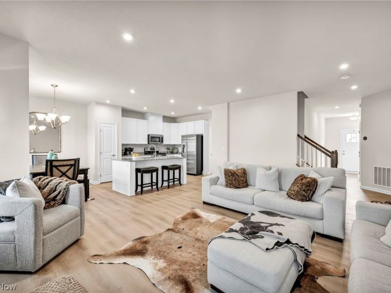 7366 Hillshire Drive, Concord Township, OH 44077 Photo 6