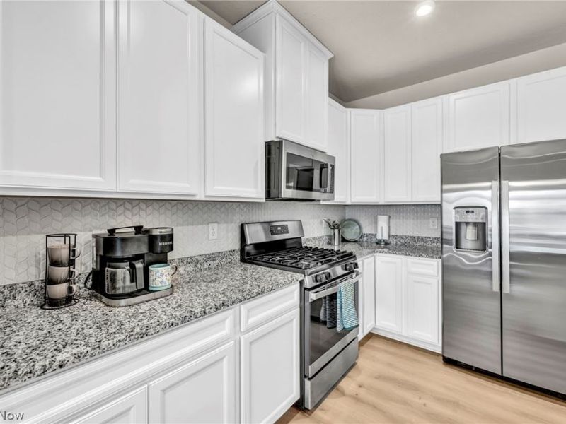 7366 Hillshire Drive, Concord Township, OH 44077 Photo 8