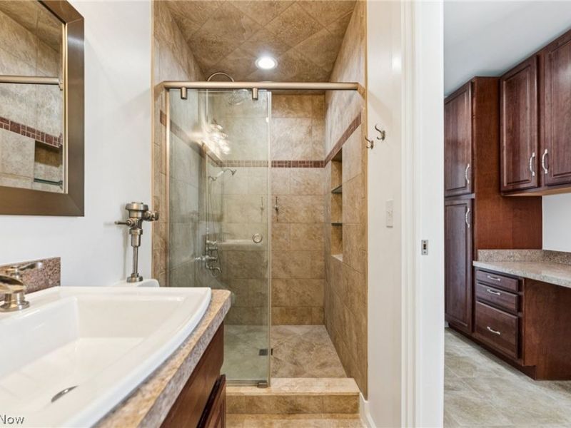 379 N Aurora Road, Aurora, OH 44202 Photo 15