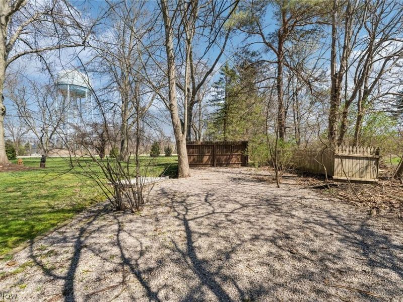 379 N Aurora Road, Aurora, OH 44202 Photo 49