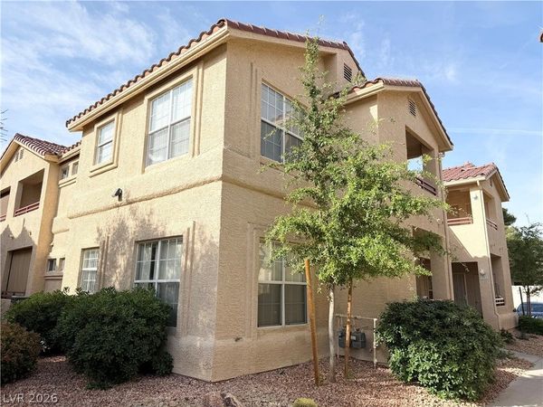 520 Arrowhead Trail, Unit 924, Henderson, NV 89015