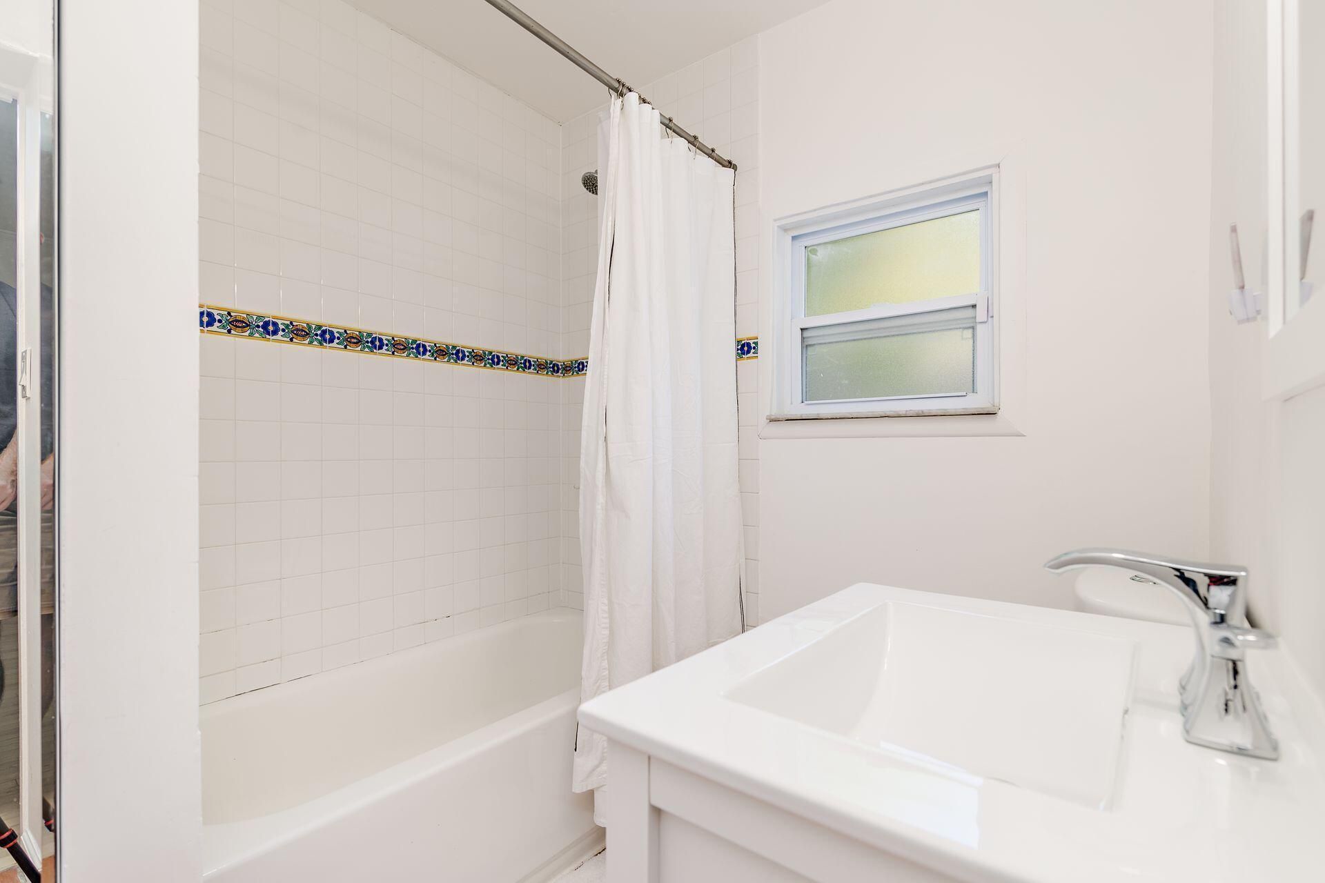 234 Nottingham Boulevard, West Palm Beach, FL 33405 Photo