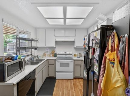 7494-7496 Bruno Way, Sacramento, CA 95828 Photo