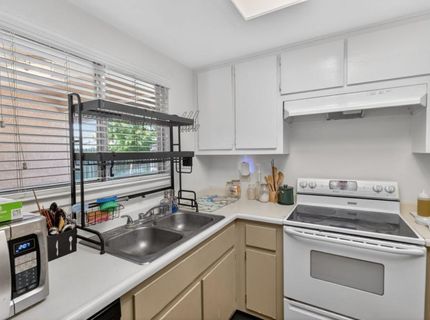 7494-7496 Bruno Way, Sacramento, CA 95828 Photo