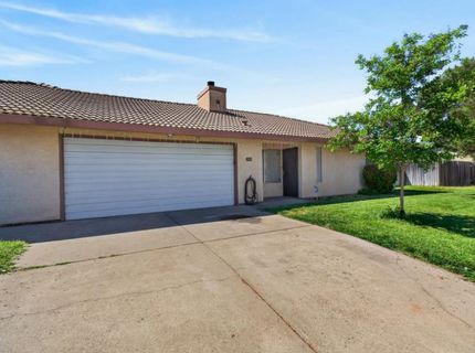 7494-7496 Bruno Way, Sacramento, CA 95828 Photo