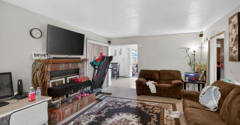 7494-7496 Bruno Way, Sacramento, CA 95828 Photo