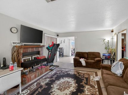 7494-7496 Bruno Way, Sacramento, CA 95828 Photo