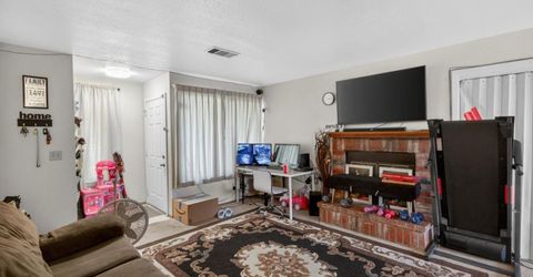 7494-7496 Bruno Way, Sacramento, CA 95828 Photo