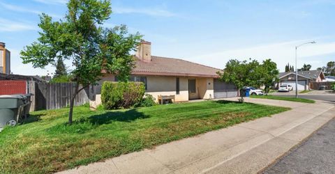 7494-7496 Bruno Way, Sacramento, CA 95828 Photo