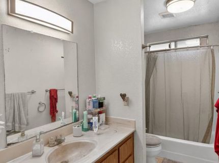 7494-7496 Bruno Way, Sacramento, CA 95828 Photo