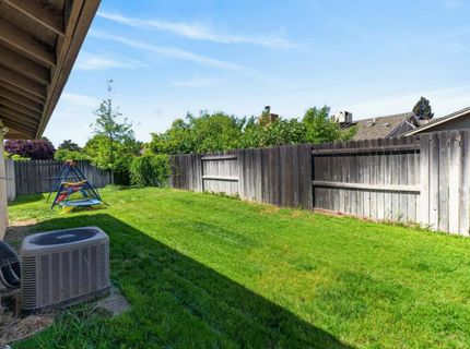 7494-7496 Bruno Way, Sacramento, CA 95828 Photo