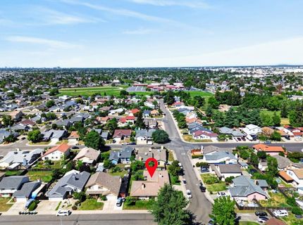 7494-7496 Bruno Way, Sacramento, CA 95828 Photo