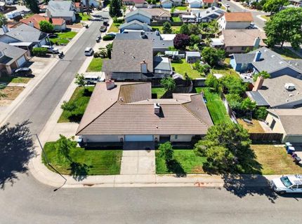 7494-7496 Bruno Way, Sacramento, CA 95828 Photo