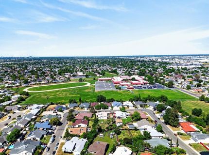 7494-7496 Bruno Way, Sacramento, CA 95828 Photo