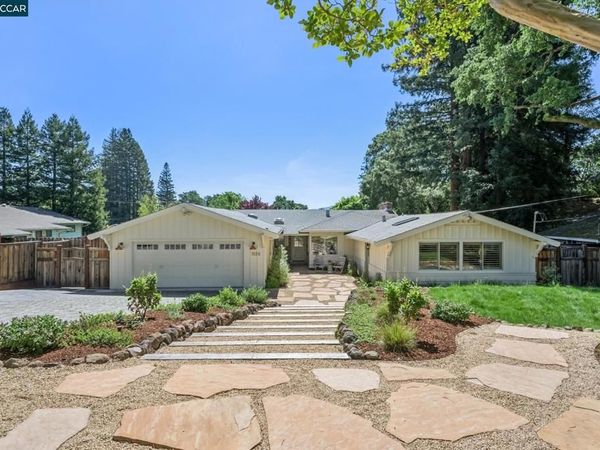 1126 Hidalgo Ct, Lafayette, CA 94549