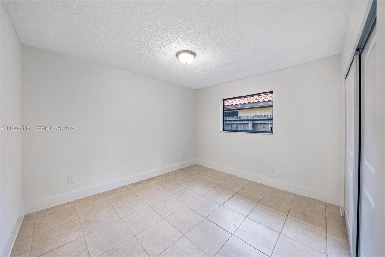 1283 W 42nd St , Unit 1, Hialeah, FL 33012 Photo