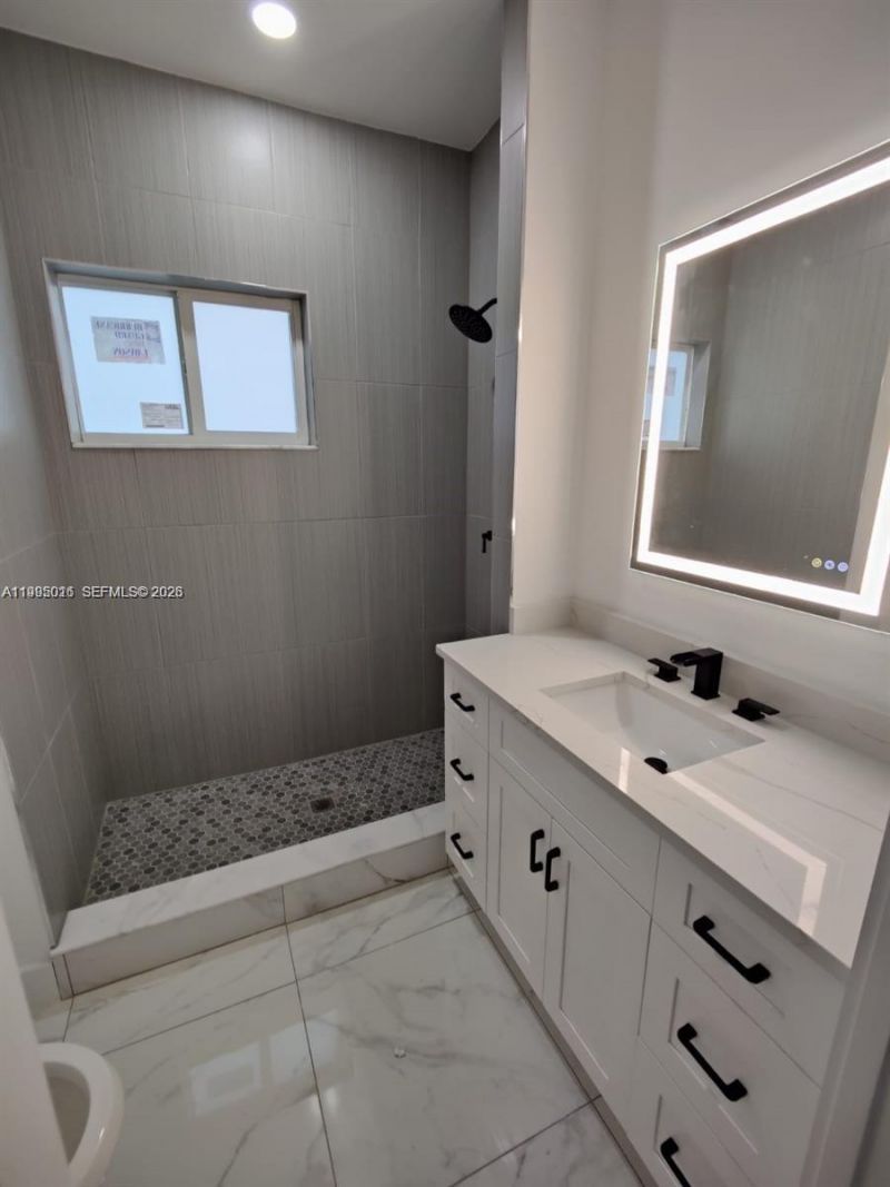716 NW 37th Ave, Cape Coral, FL 33993 Photo