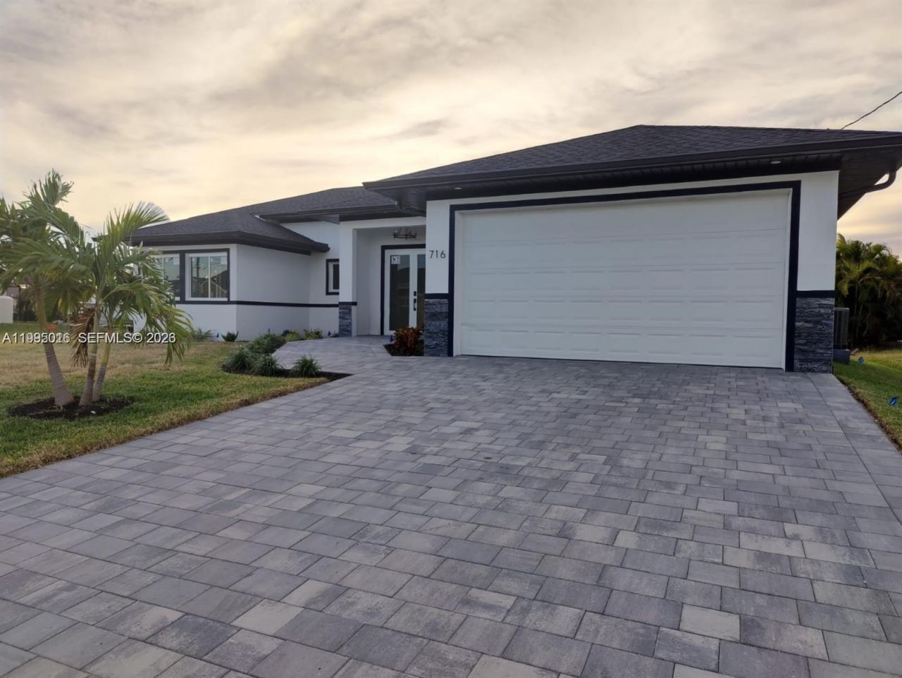 716 NW 37th Ave, Cape Coral, FL 33993 Photo