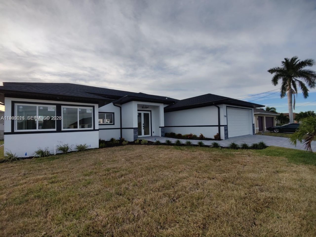 716 NW 37th Ave, Cape Coral, FL 33993 Photo