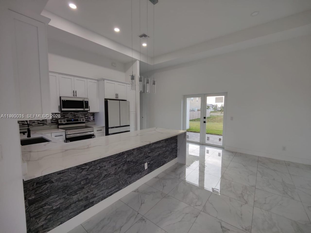 716 NW 37th Ave, Cape Coral, FL 33993 Photo