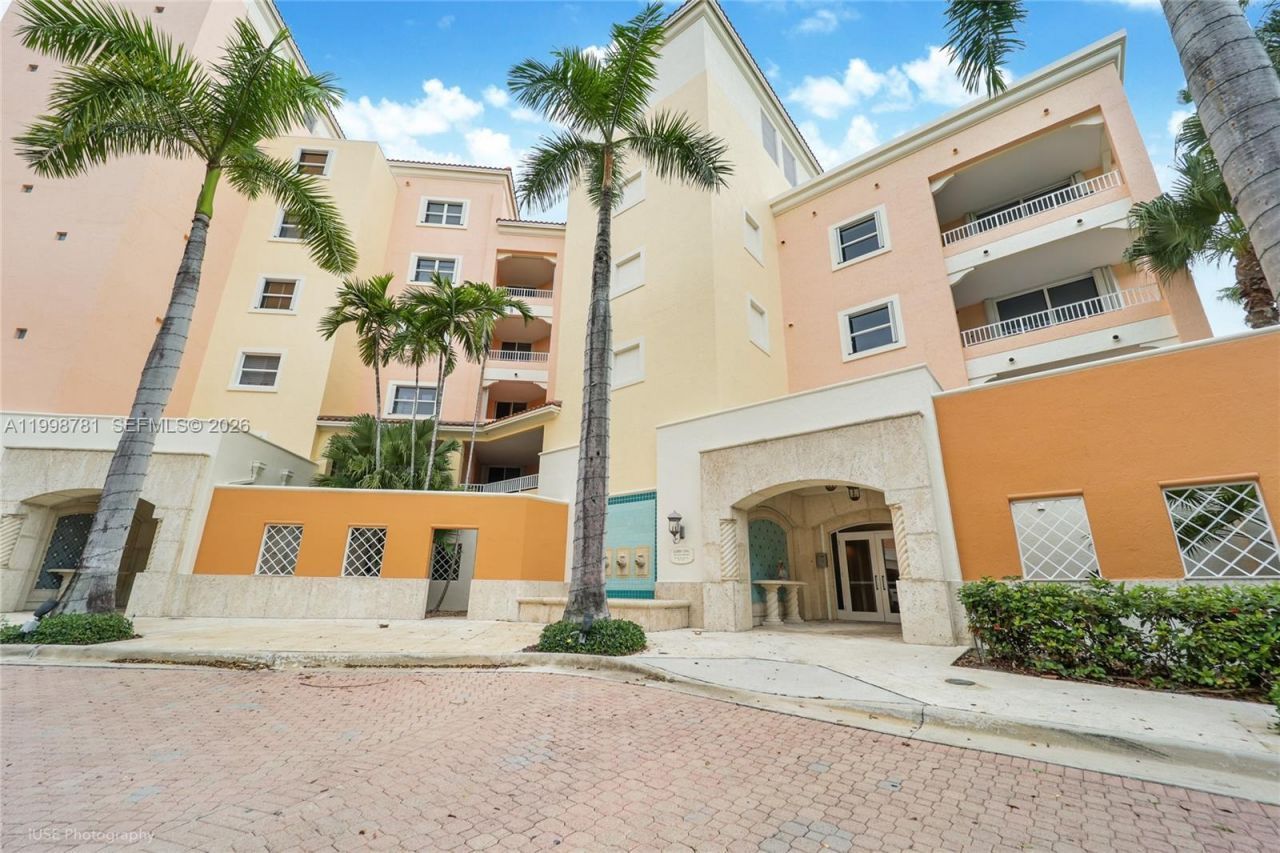 737 Crandon Blvd, Unit 301, Key Biscayne, FL 33149 Photo