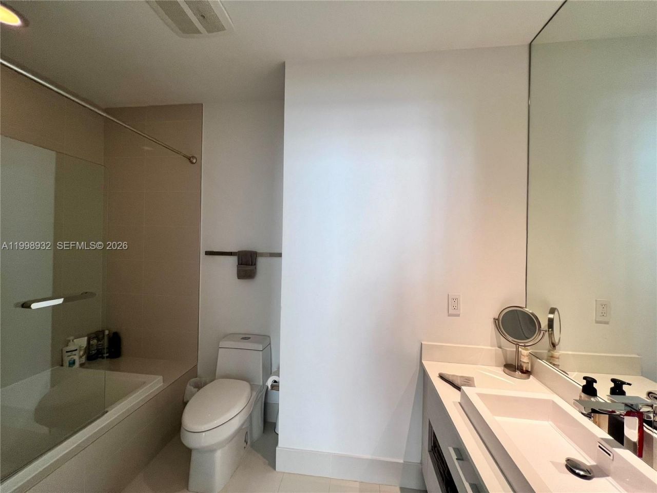 55 SW 9th St, Unit 4109, Miami, FL 33130 Photo