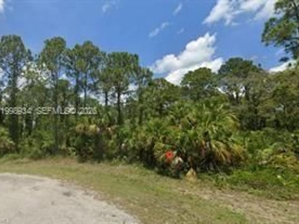 8008 Vega Ct , La Belle, FL 33935