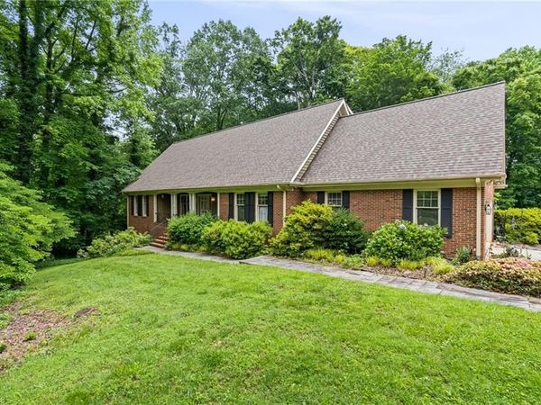 5410 Tory Hill Drive , Greensboro, NC 27410