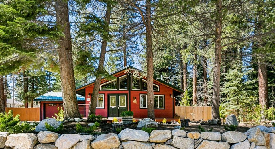 995 Turnback Trail, South Lake Tahoe, CA 96150 Photo