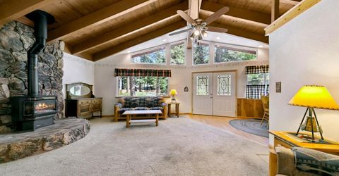 995 Turnback Trail, South Lake Tahoe, CA 96150 Photo