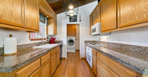 995 Turnback Trail, South Lake Tahoe, CA 96150 Photo