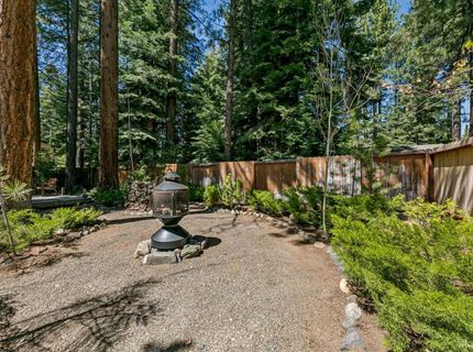 995 Turnback Trail, South Lake Tahoe, CA 96150 Photo