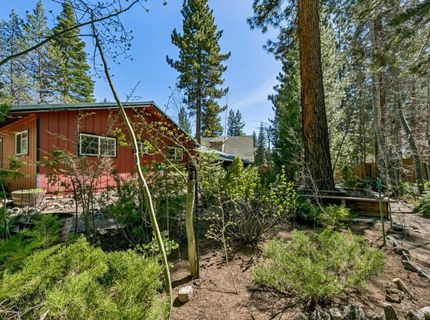 995 Turnback Trail, South Lake Tahoe, CA 96150 Photo