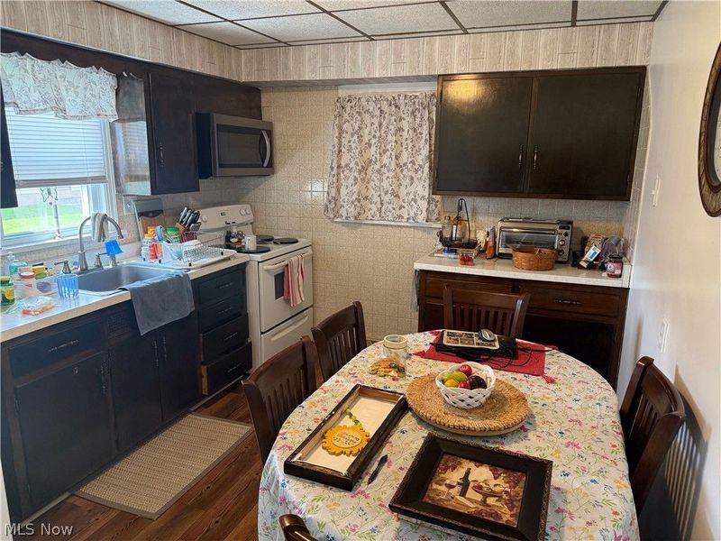 442 W 44th Street, Shadyside, OH 43947 Photo 2