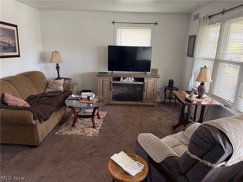 442 W 44th Street, Shadyside, OH 43947 Photo 3