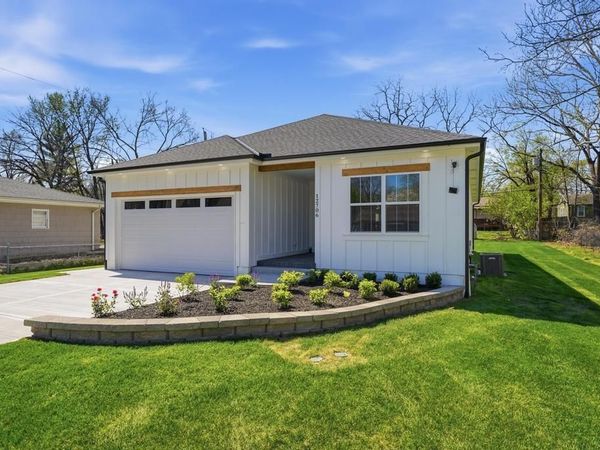 12706 10th Street, Grandview, MO 64030