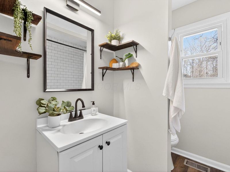 1204 Idlewild Drive, Columbus, OH 43232 Photo 11