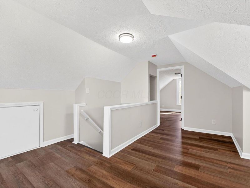 1204 Idlewild Drive, Columbus, OH 43232 Photo 14