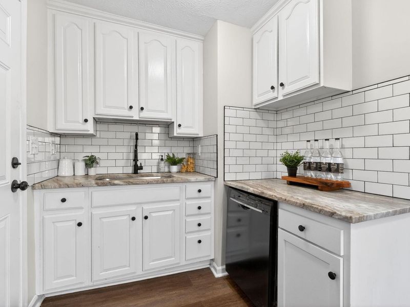 1204 Idlewild Drive, Columbus, OH 43232 Photo 4