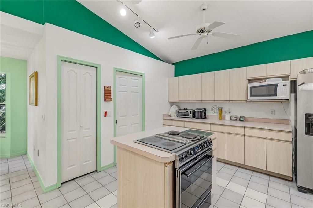 1208 SW 34th St, Cape Coral, FL 33914 Photo