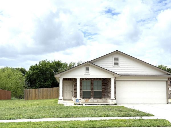 1910 Bee Creek LOOP, Copperas Cove, TX 76522