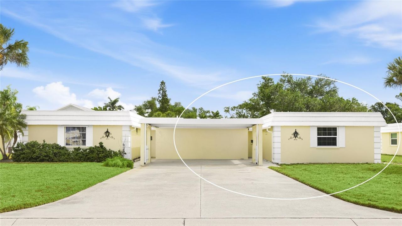 5915 Tidewood Avenue, Unit 4, Sarasota, FL 34231 Photo