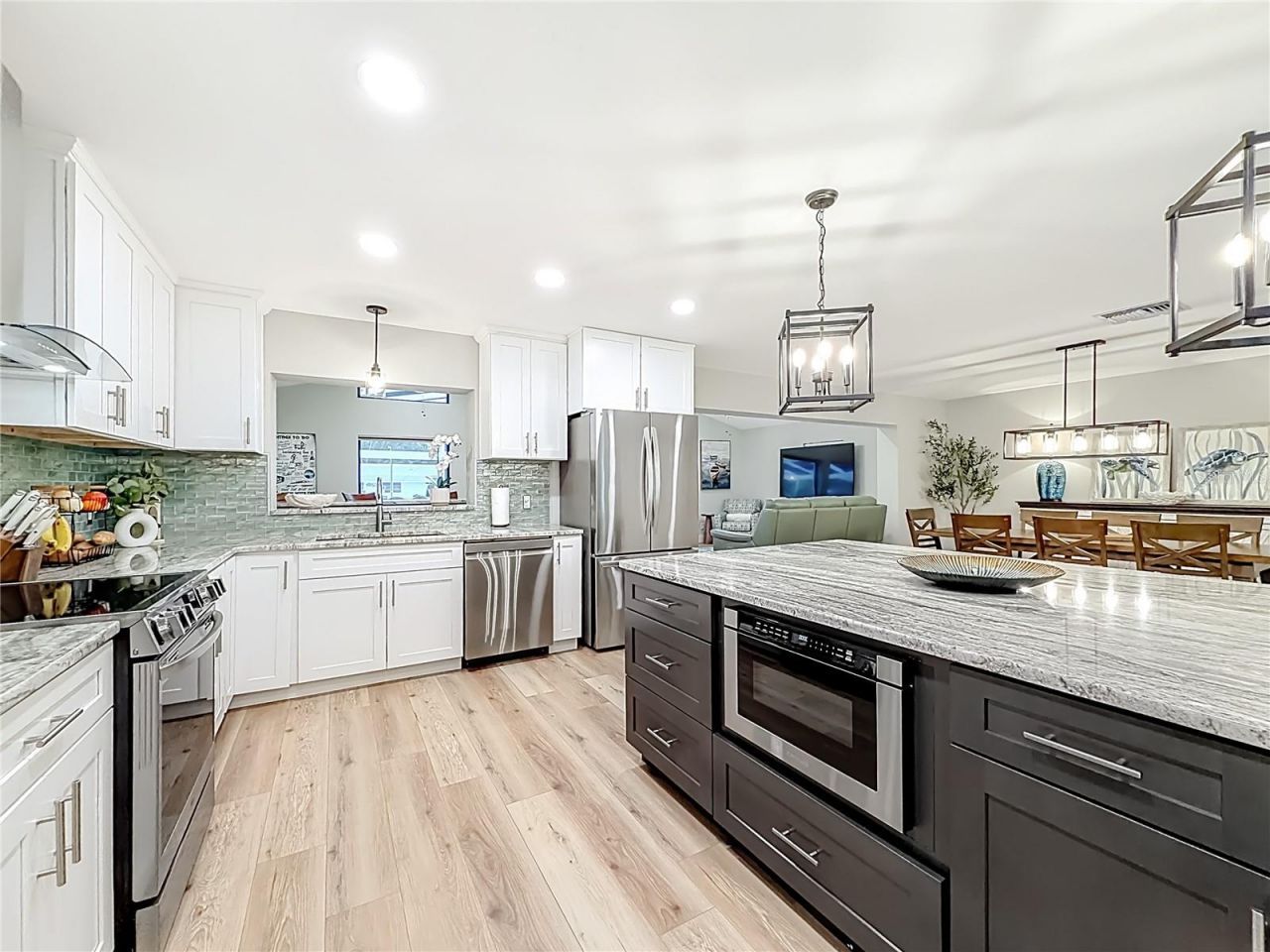 1851 NW 18th Street , Crystal River, FL 34428 Photo