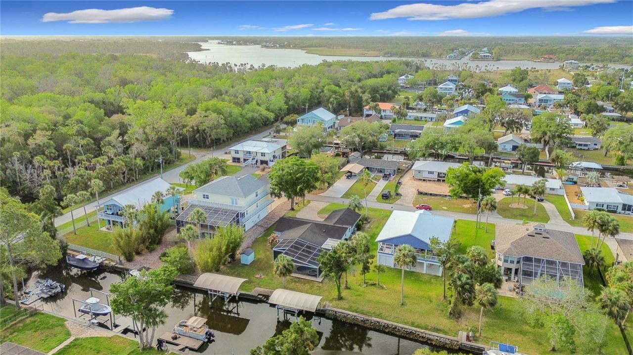 1851 NW 18th Street , Crystal River, FL 34428 Photo