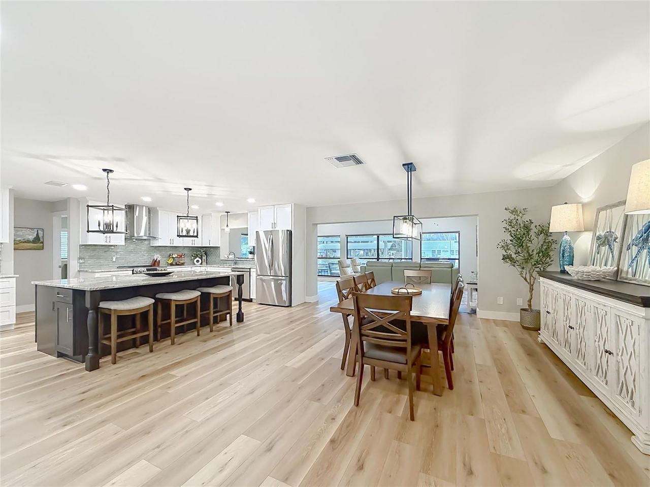 1851 NW 18th Street , Crystal River, FL 34428 Photo